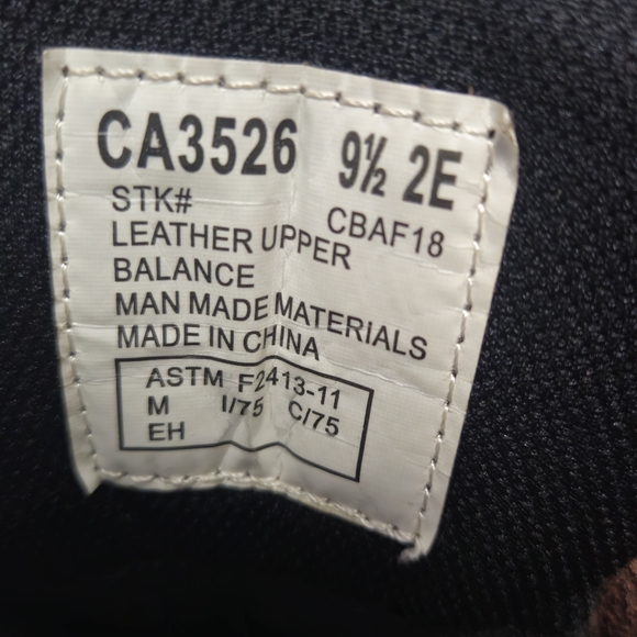 Size 9 1/2 2E Carolina men's workboots - Picture 4 of 5